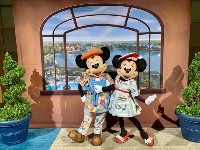 Mickey and Minnie at the 2019 DVC Annual Members Meeting