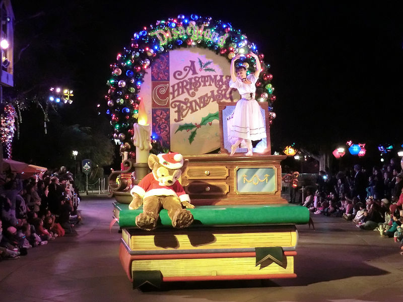 Holiday Time returns to the Disneyland Resort November 12
