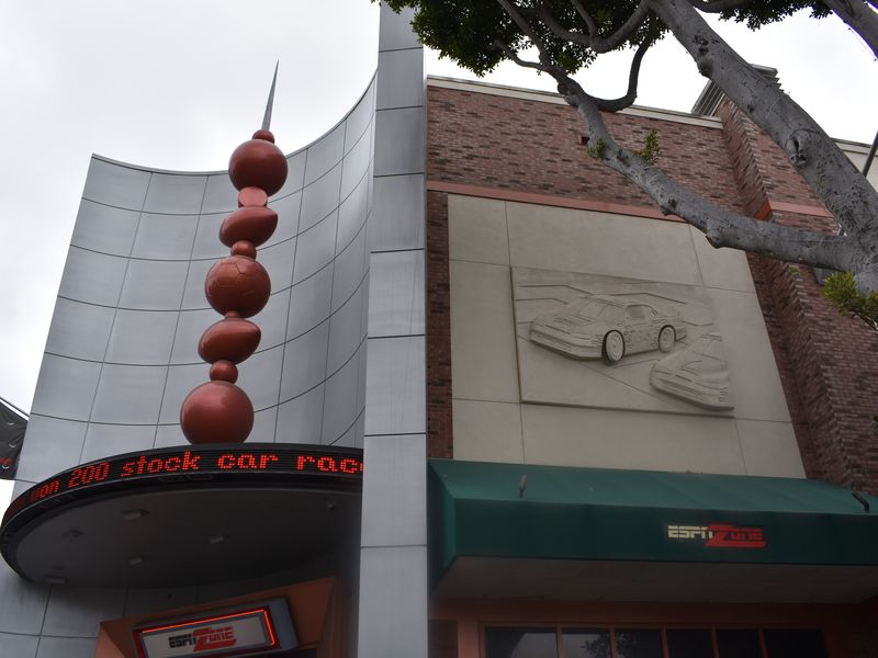 A Last Good-bye to Downtown Disney District's Iconic Eateries
